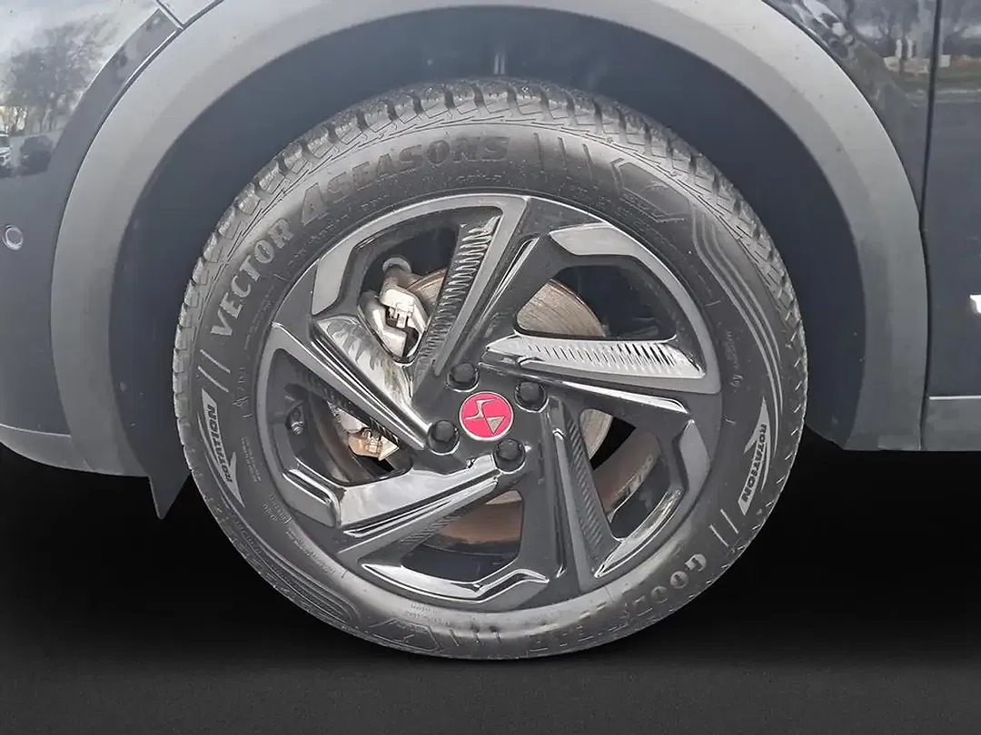 DS Automobiles DS 3 Crossback - Thumbnail 9