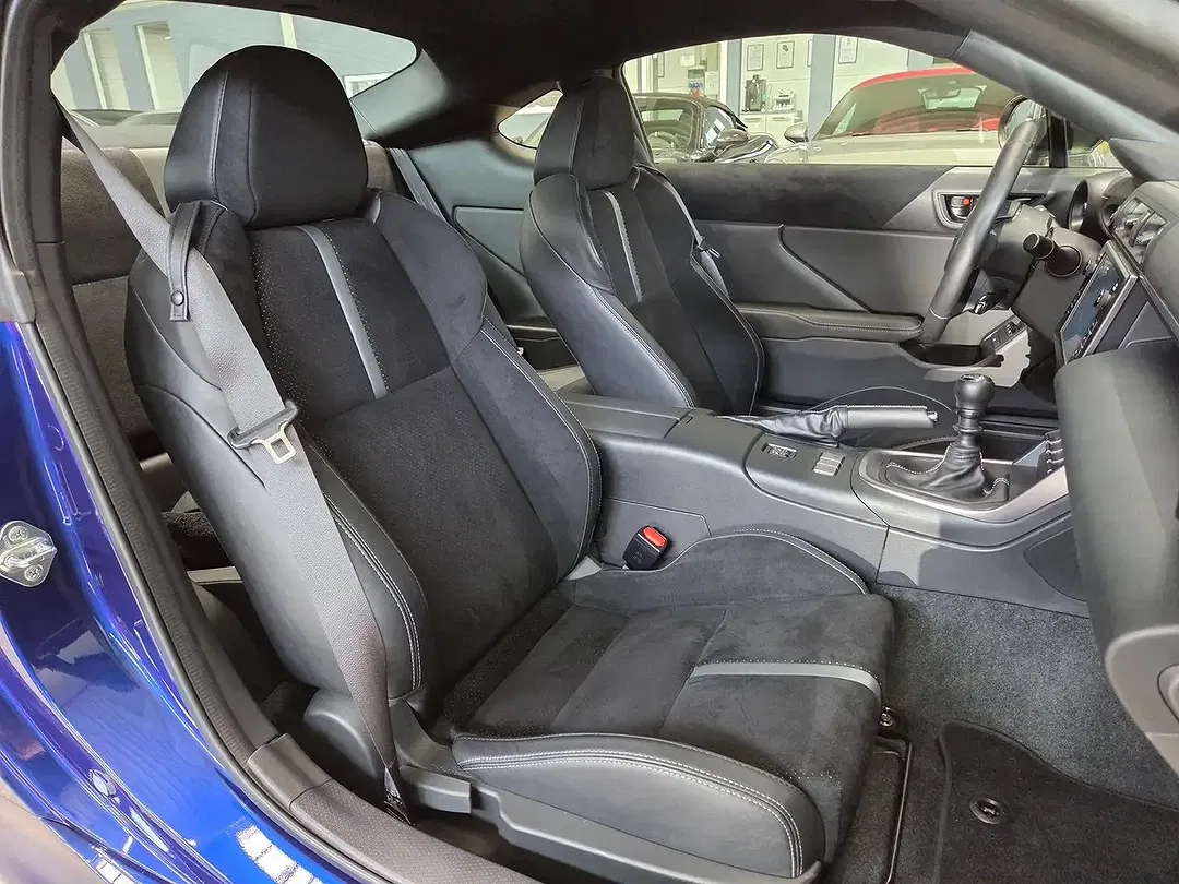 Toyota GR86 - Thumbnail 25