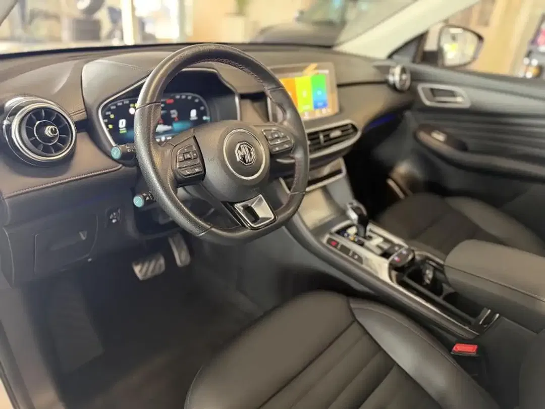 MG EHS 1.5 T-GDI Luxury - Thumbnail 4