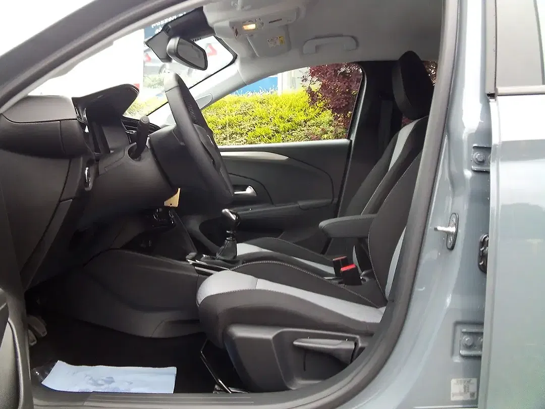 Opel Corsa 1.2 Edition - Thumbnail 11