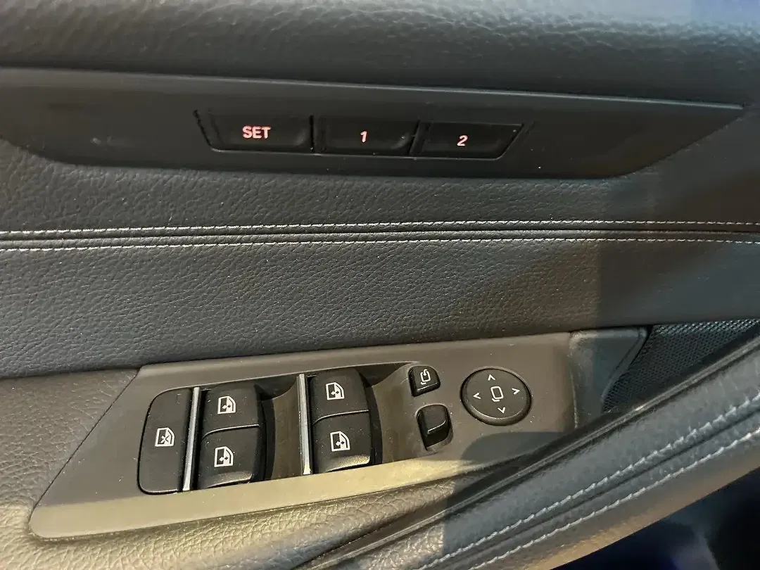 BMW 530 AUT xDrive - Thumbnail 13