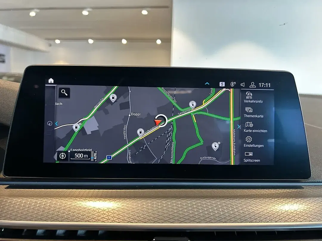 BMW 530 AUT xDrive - Thumbnail 18
