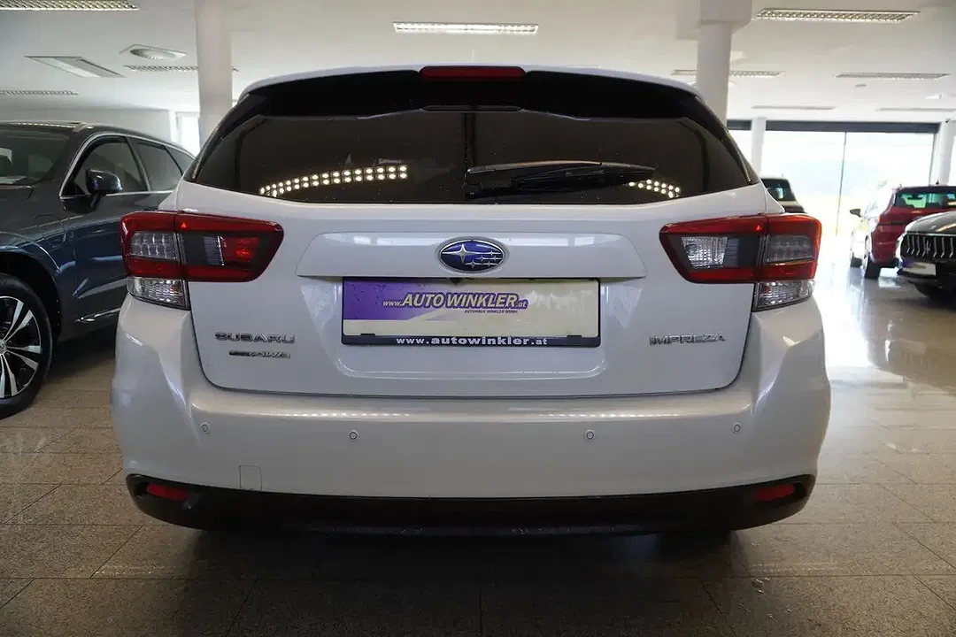 Subaru Impreza AUT AWD Exclusive - Thumbnail 6