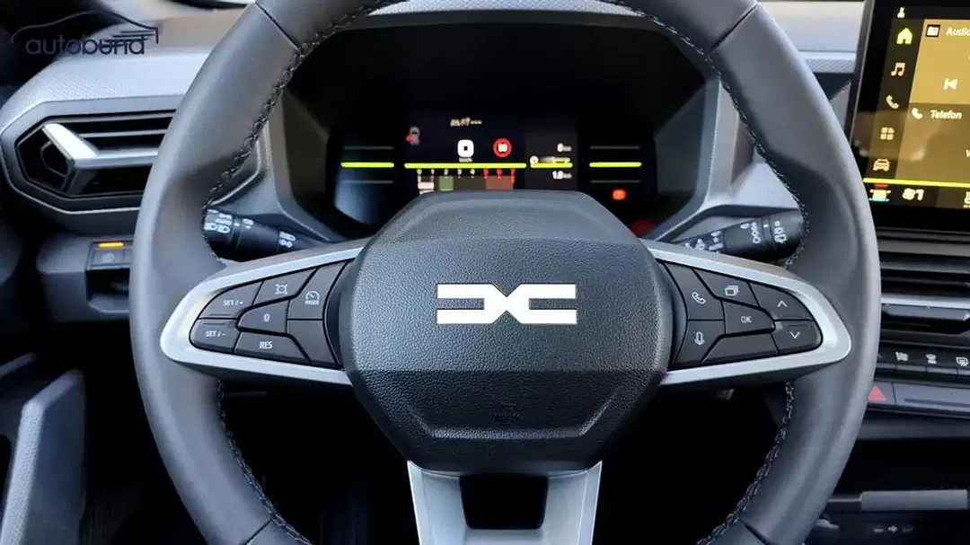 Dacia Duster TCe Celebration - Thumbnail 10