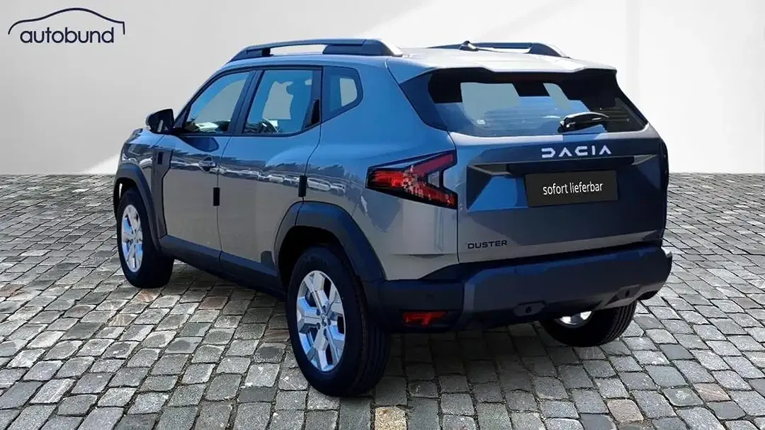 Dacia Duster TCe Celebration - Thumbnail 2