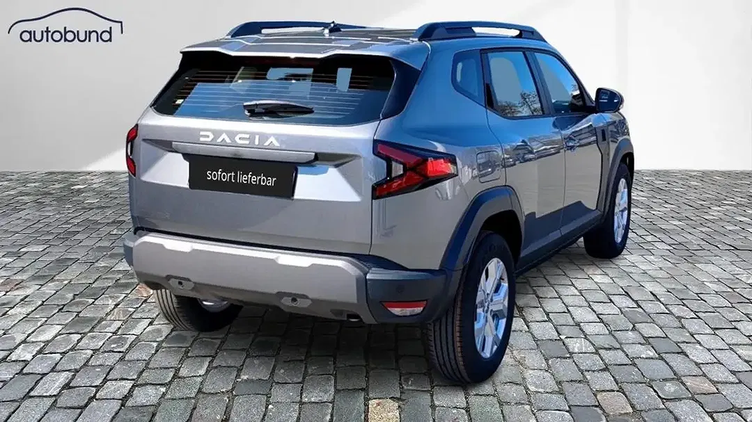 Dacia Duster TCe Celebration - Thumbnail 3