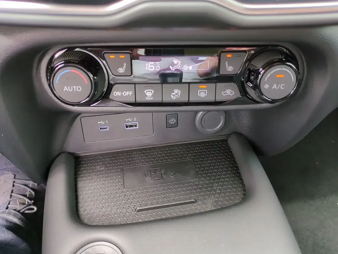 Nissan Juke 1.0 DIG-T N-Connecta - Thumbnail 11