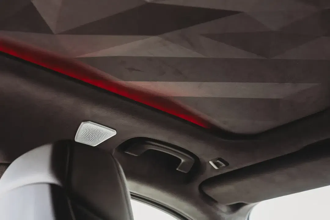 BMW XM 4.4 PHEV - Thumbnail 13