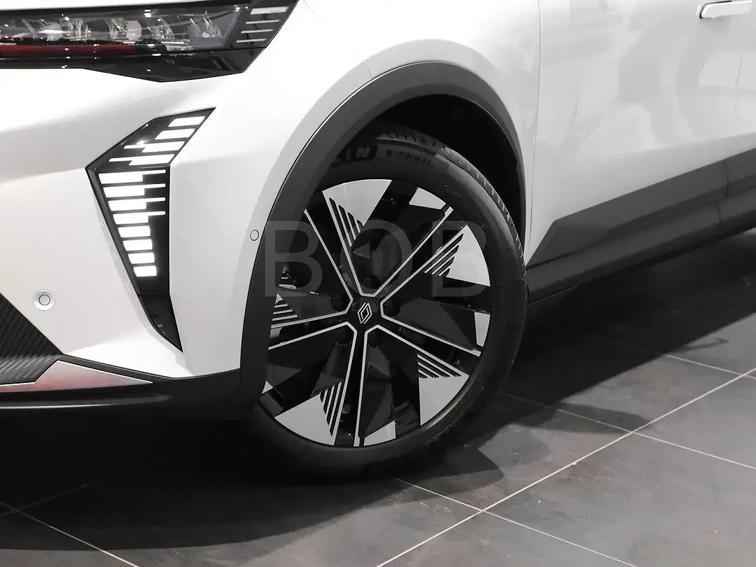 Renault Scenic E-Tech Techno - Thumbnail 10