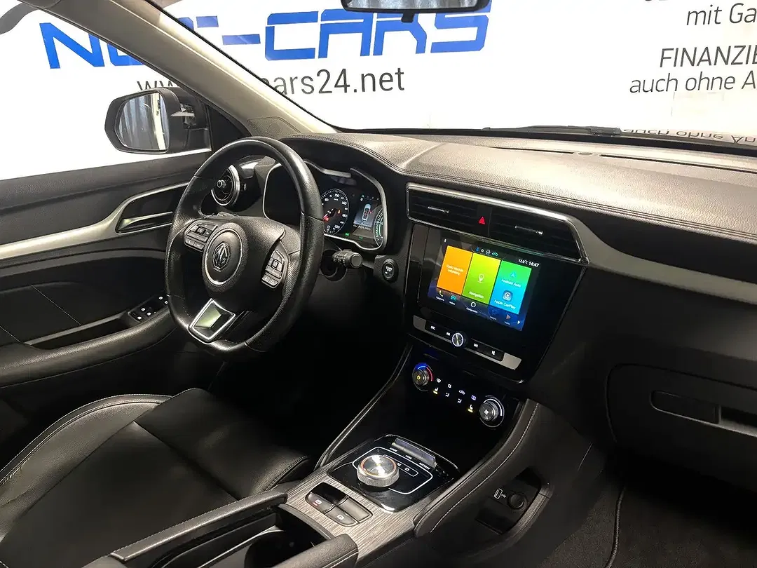 MG ZS EV Luxury - Thumbnail 6