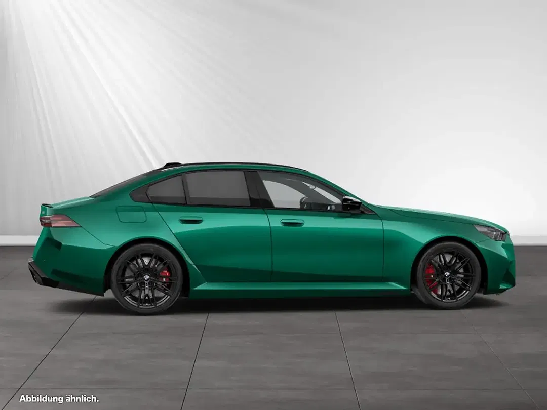 BMW M5 - Thumbnail 8