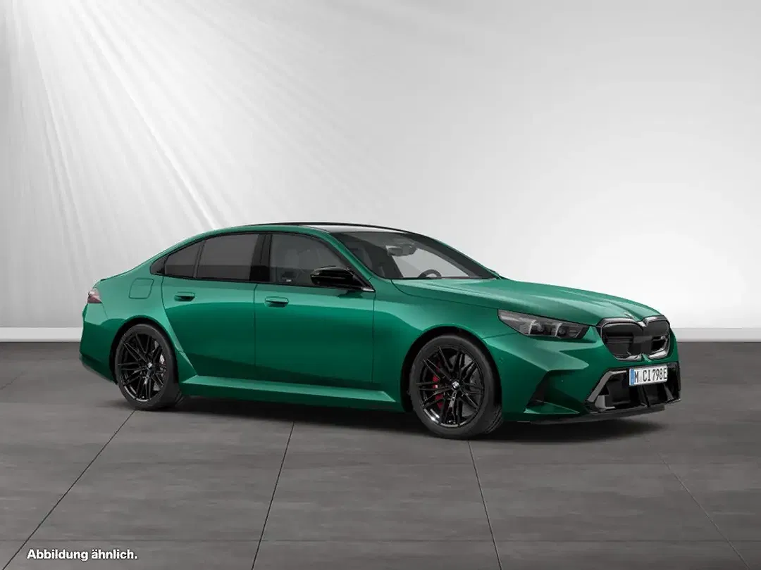 BMW M5 - Thumbnail 9