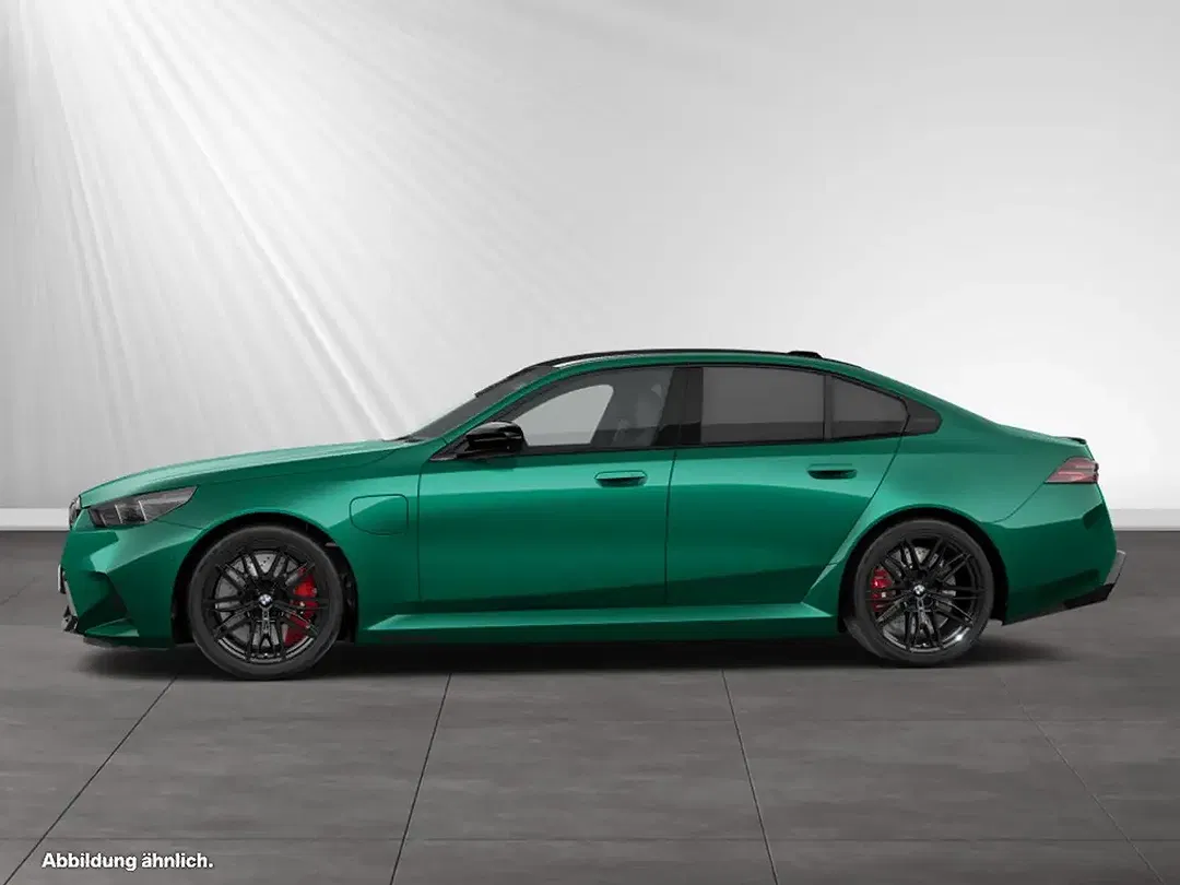 BMW M5 - Thumbnail 5