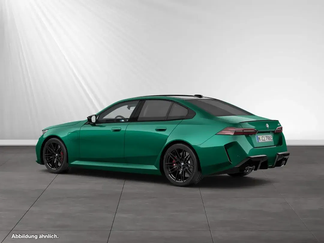 BMW M5 - Thumbnail 6
