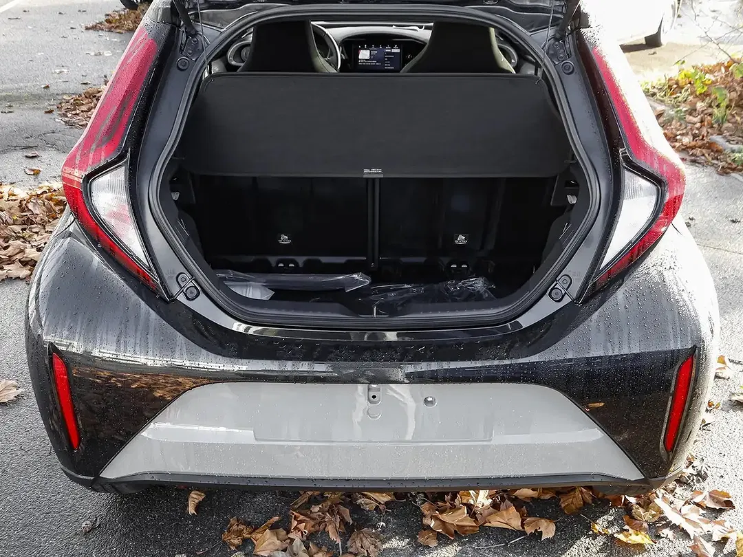 Toyota Aygo X Teamplayer - Thumbnail 10