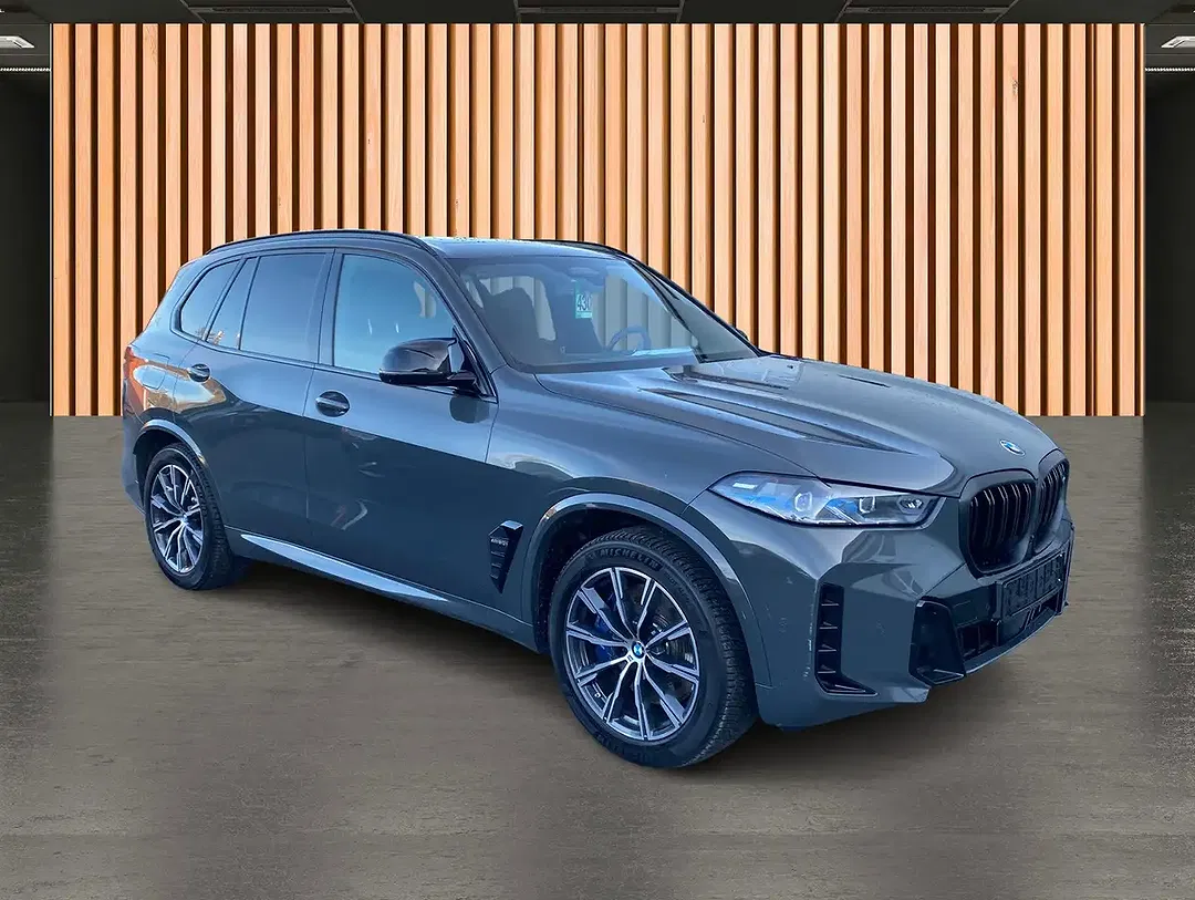 BMW X5 M xDrive - Thumbnail 11