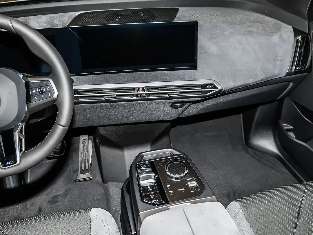 BMW iX xDrive M Sport - Thumbnail 10