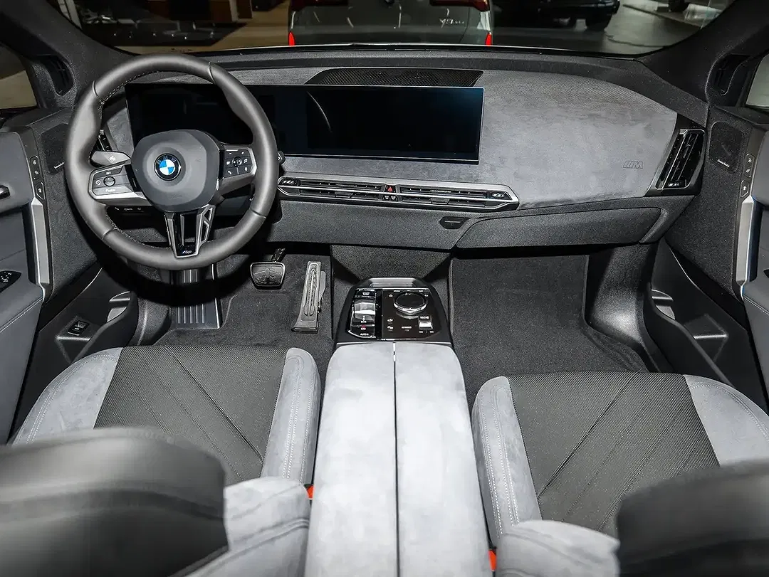 BMW iX xDrive M Sport - Thumbnail 9