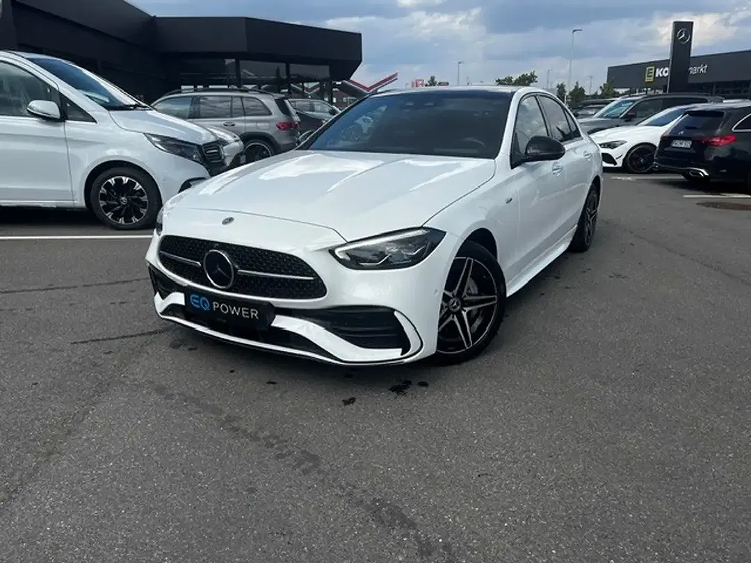Mercedes-Benz C 300 AMG Sport Night - Thumbnail 2