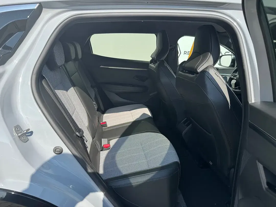 Renault Megane Techno Comfort - Thumbnail 6