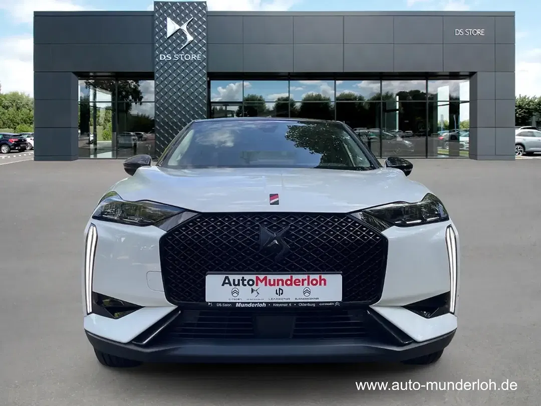 DS Automobiles DS 3 - Thumbnail 3