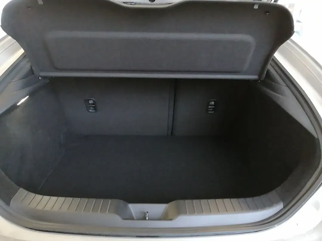 Mazda 3 Prime-Line - Thumbnail 11