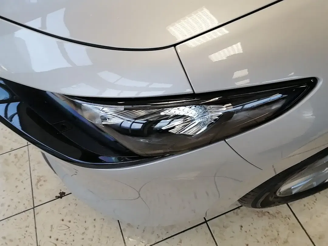 Mazda 3 Prime-Line - Thumbnail 3