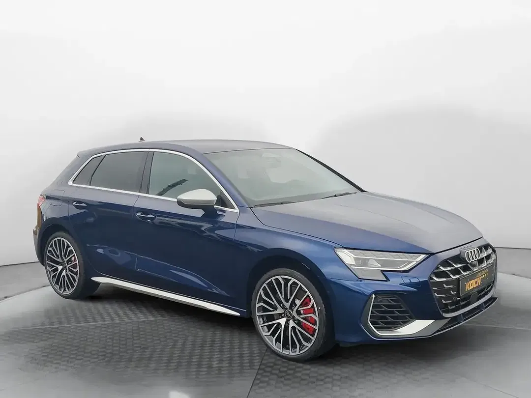 Audi S3 TFSI S tronic quattro - Thumbnail 4