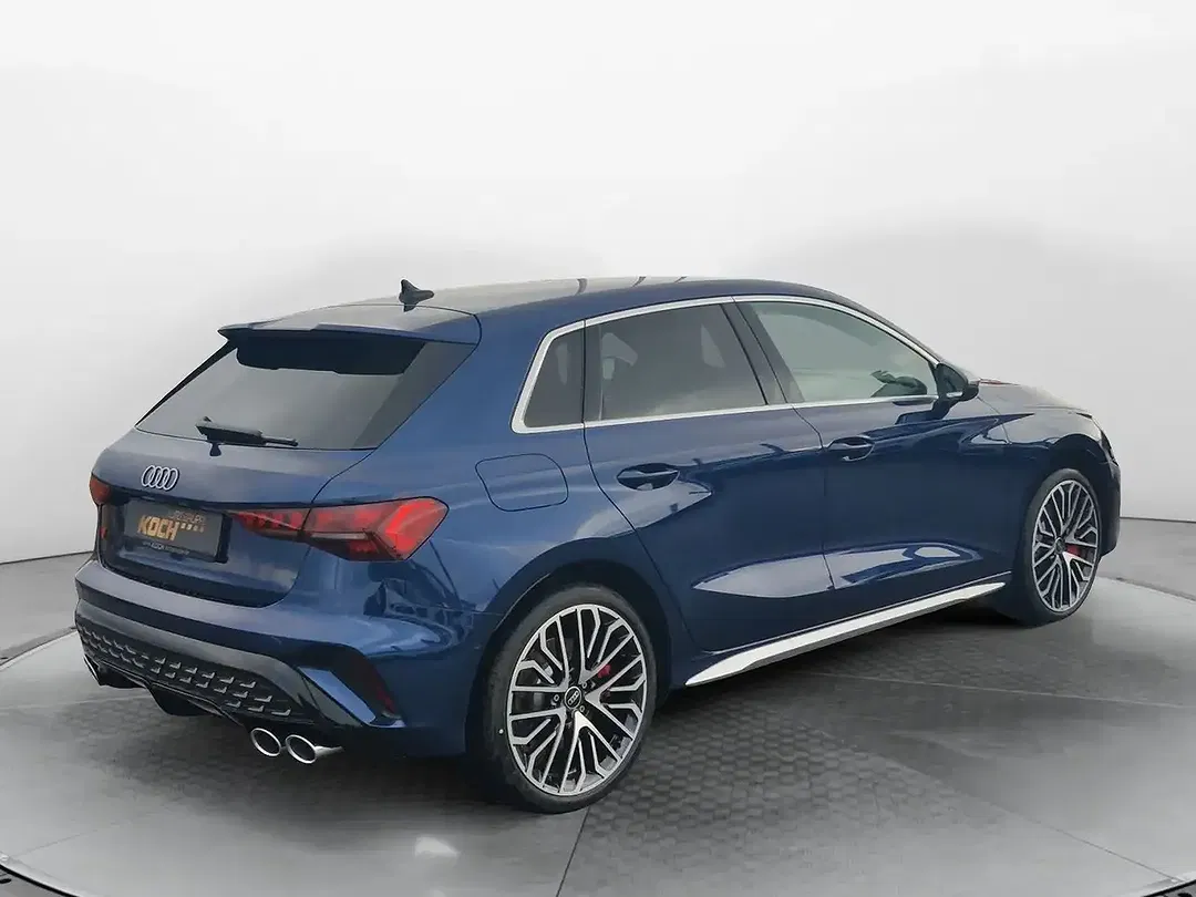 Audi S3 TFSI S tronic quattro - Thumbnail 5