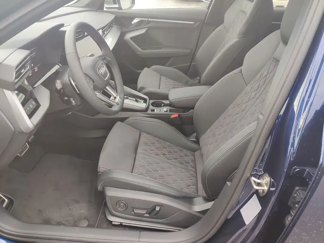 Audi S3 TFSI S tronic quattro - Thumbnail 6