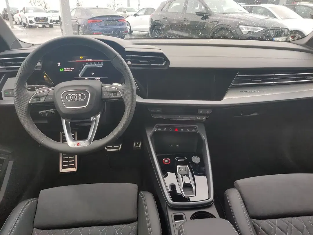 Audi S3 TFSI S tronic quattro - Thumbnail 7