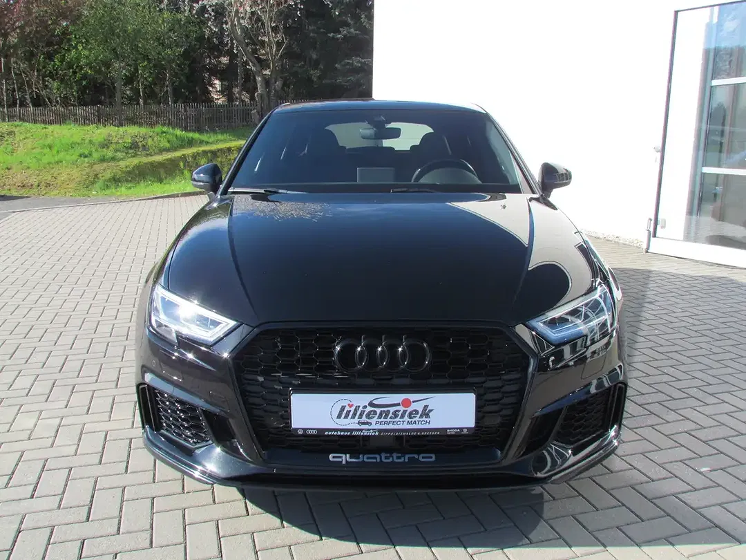 Audi RS3 2.5 TFSI S tronic quattro Sportback - Thumbnail 5