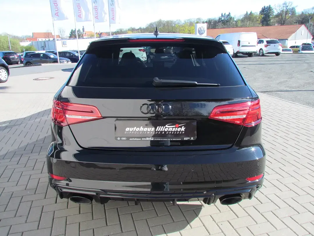 Audi RS3 2.5 TFSI S tronic quattro Sportback - Thumbnail 7