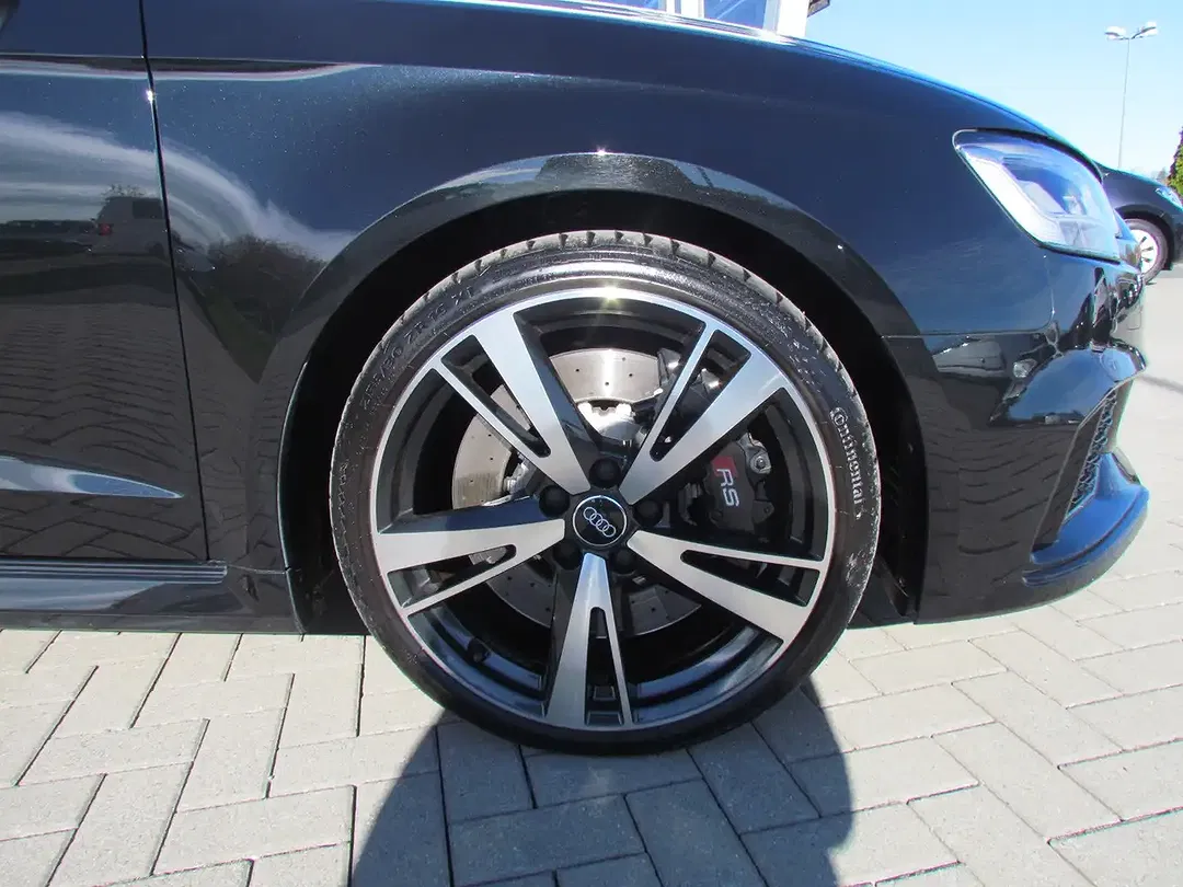 Audi RS3 2.5 TFSI S tronic quattro Sportback - Thumbnail 8