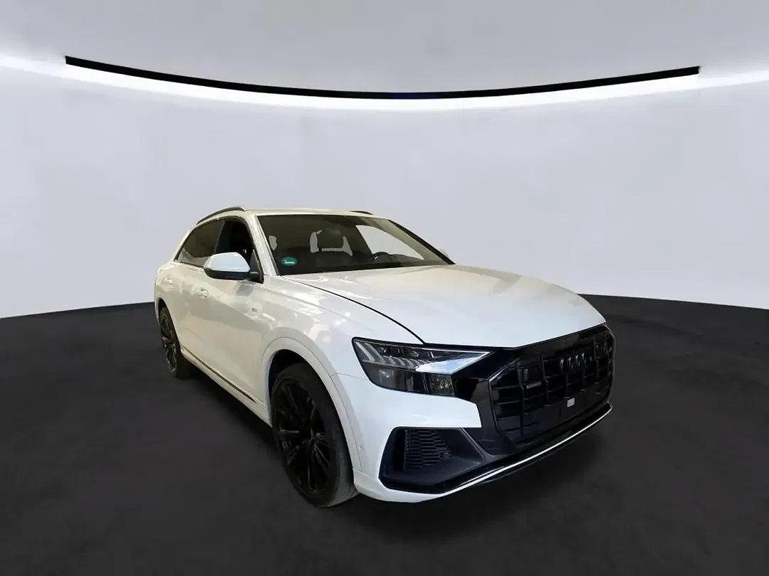 Audi Q8 55 TFSI e Matrix LED S line - Thumbnail 2