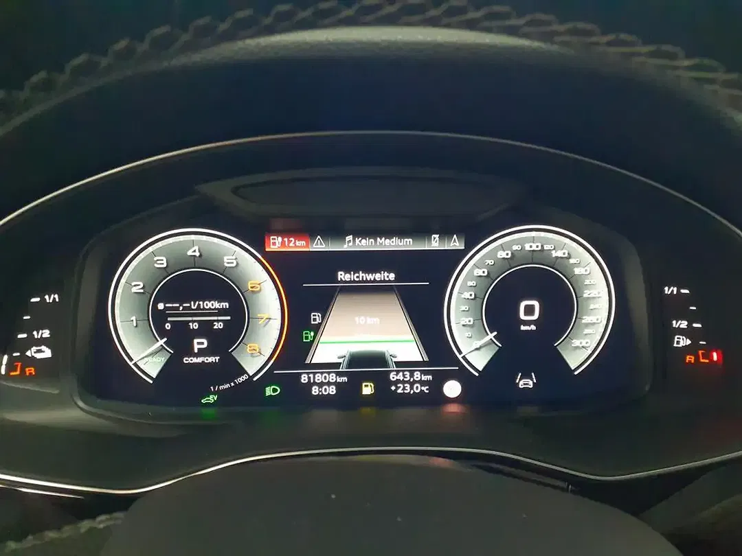 Audi Q8 55 TFSI e Matrix LED S line - Thumbnail 9