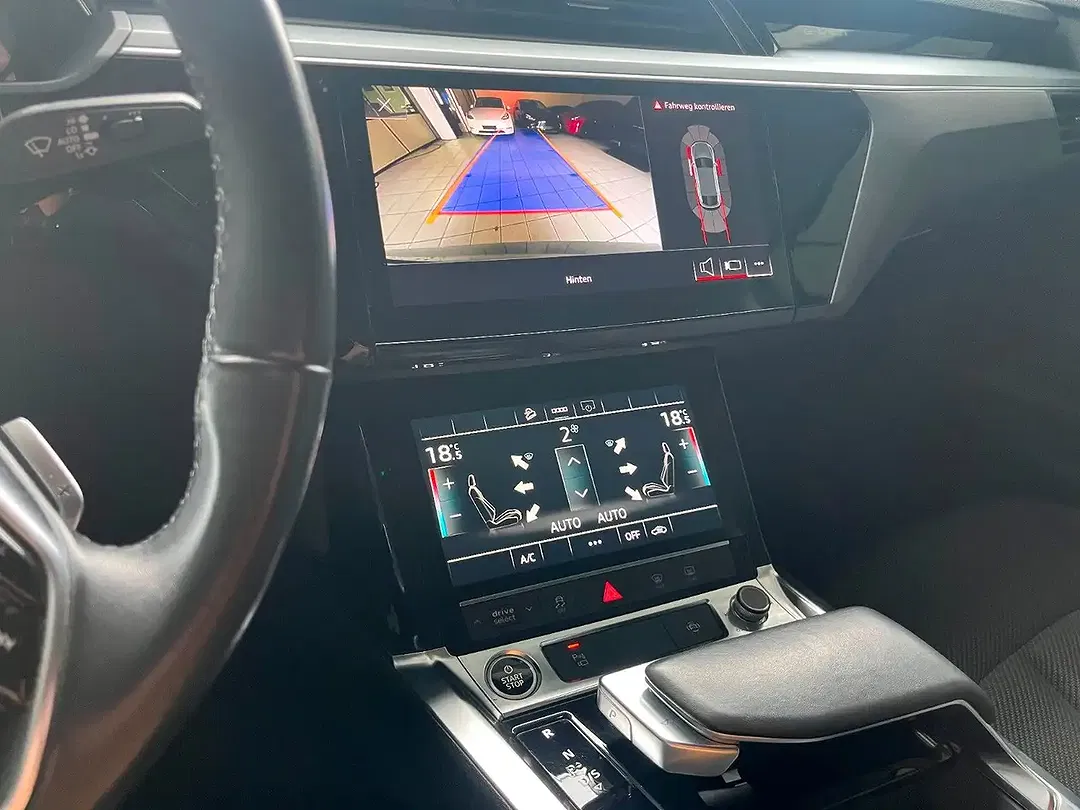 Audi e-tron 50 quattro Matrix LED Sportback - Thumbnail 13