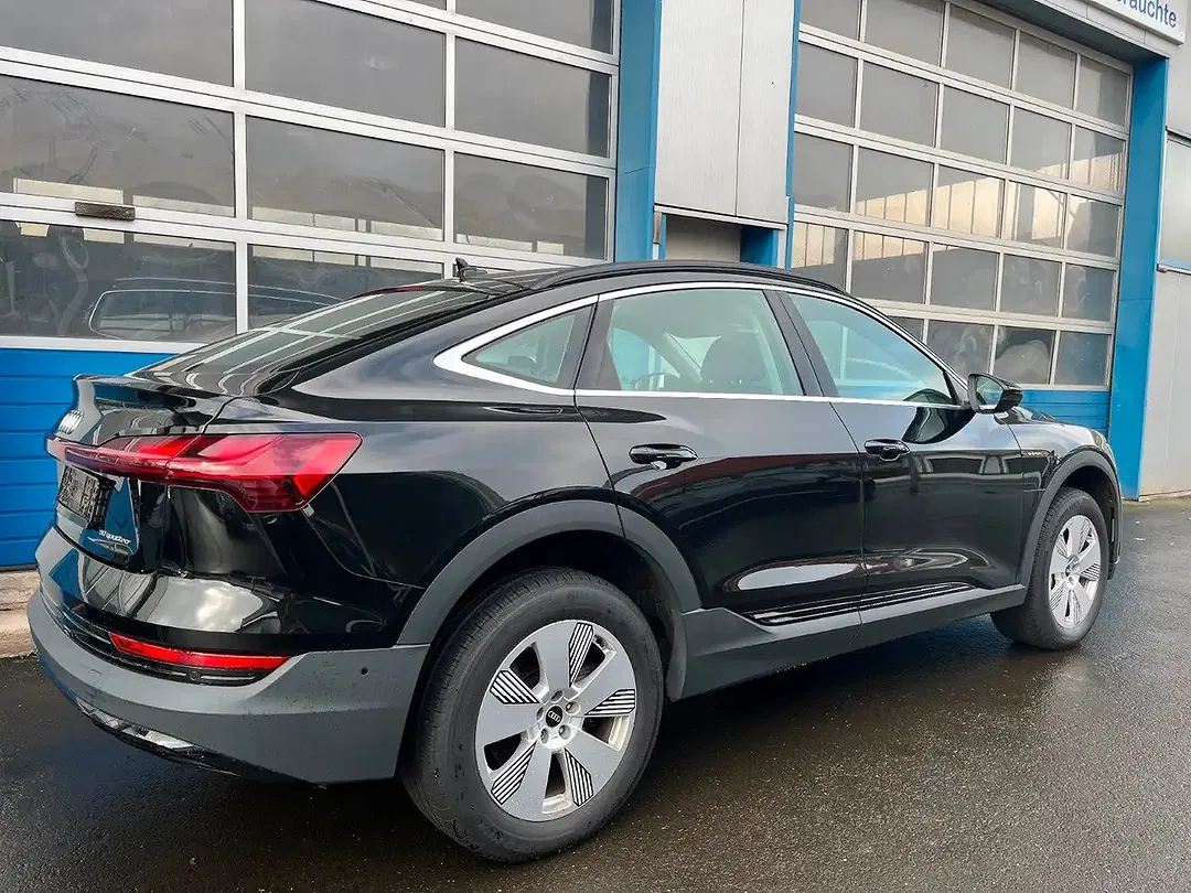 Audi e-tron 50 quattro Matrix LED Sportback - Thumbnail 5
