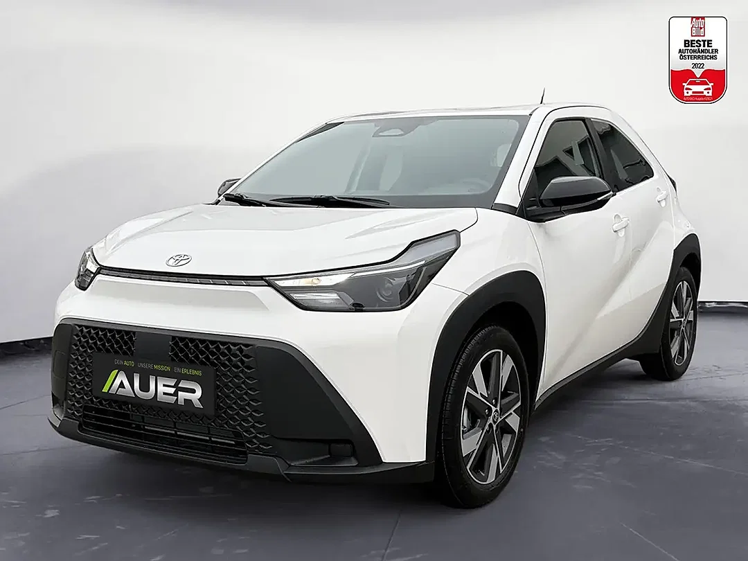 Toyota Aygo 1.5 Hybrid Active - Afbeelding 1