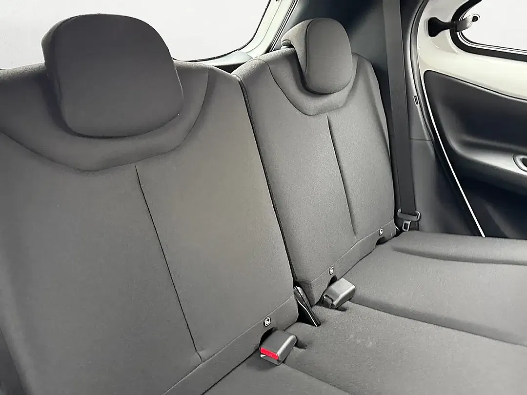 Toyota Aygo 1.5 Hybrid Active - Thumbnail 12