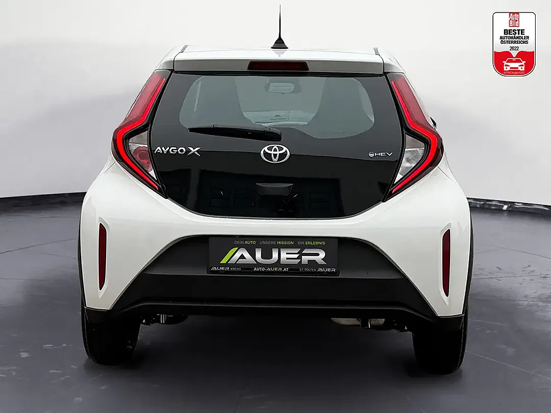 Toyota Aygo 1.5 Hybrid Active - Thumbnail 6