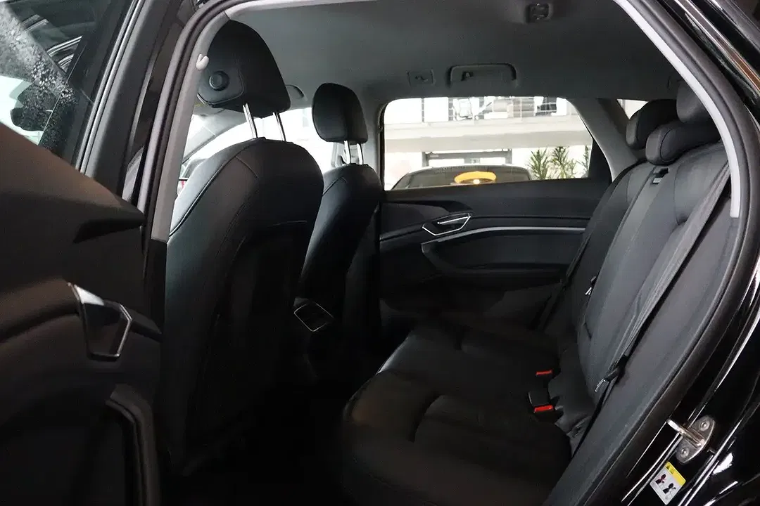 Audi e-tron 50 quattro - Thumbnail 7