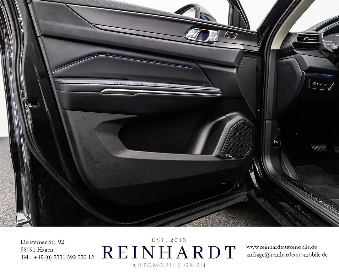 Lynk & Co 01 - Thumbnail 11