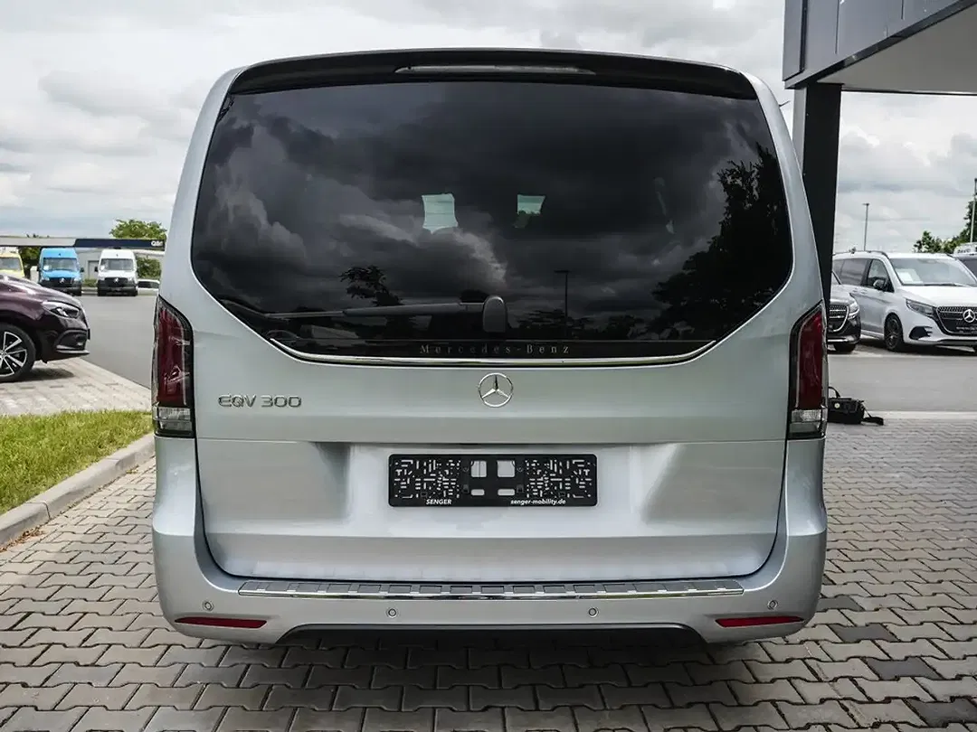 Mercedes-Benz EQV 300 AIRMATIC Avantgarde - Thumbnail 5