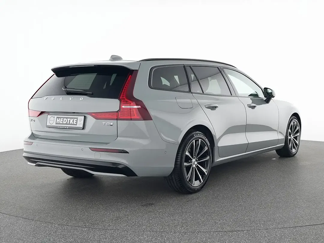 Volvo V60 T8 PHEV Hybrid AWD Plus Dark - foto 2