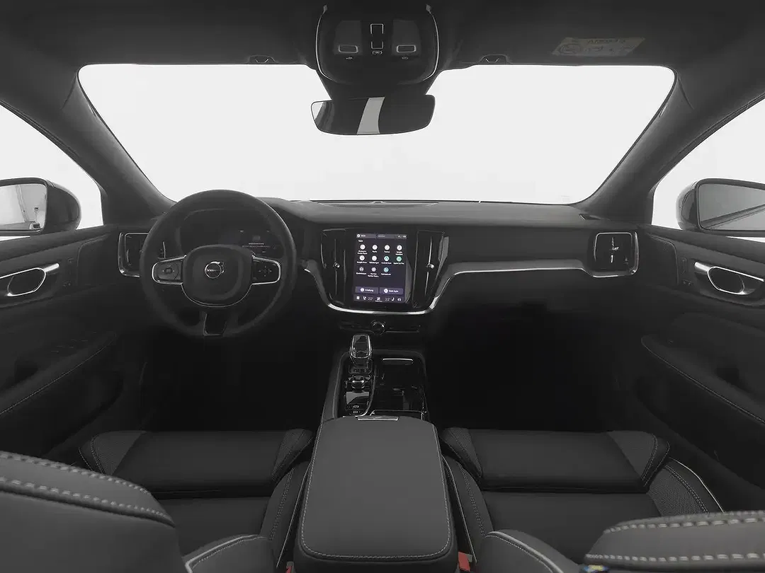 Volvo V60 T8 PHEV Hybrid AWD Plus Dark - Thumbnail 3