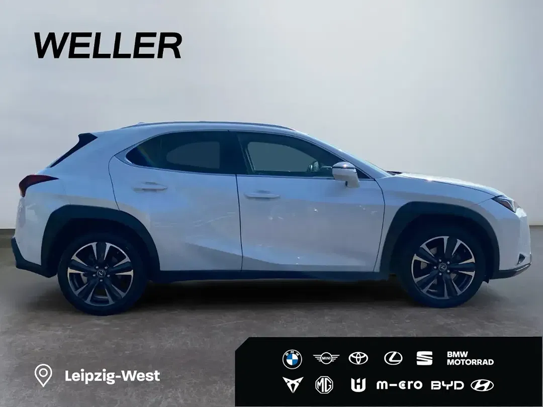 Lexus UX 250h Executive Line - Thumbnail 10