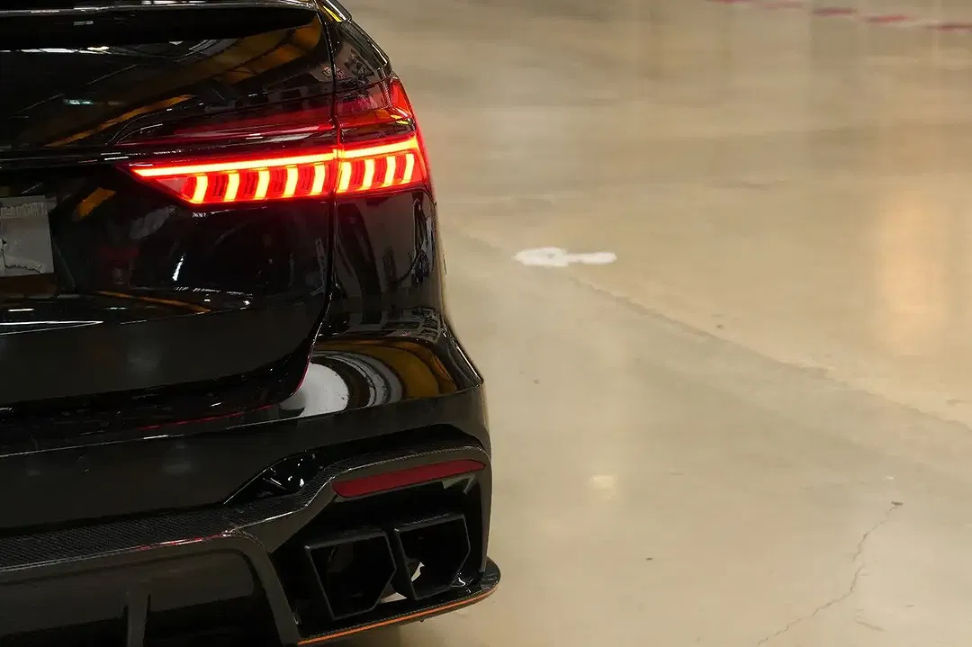 Audi RS6 - Thumbnail 11
