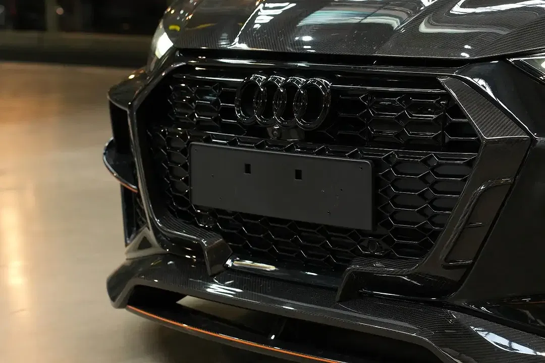 Audi RS6 - Thumbnail 9