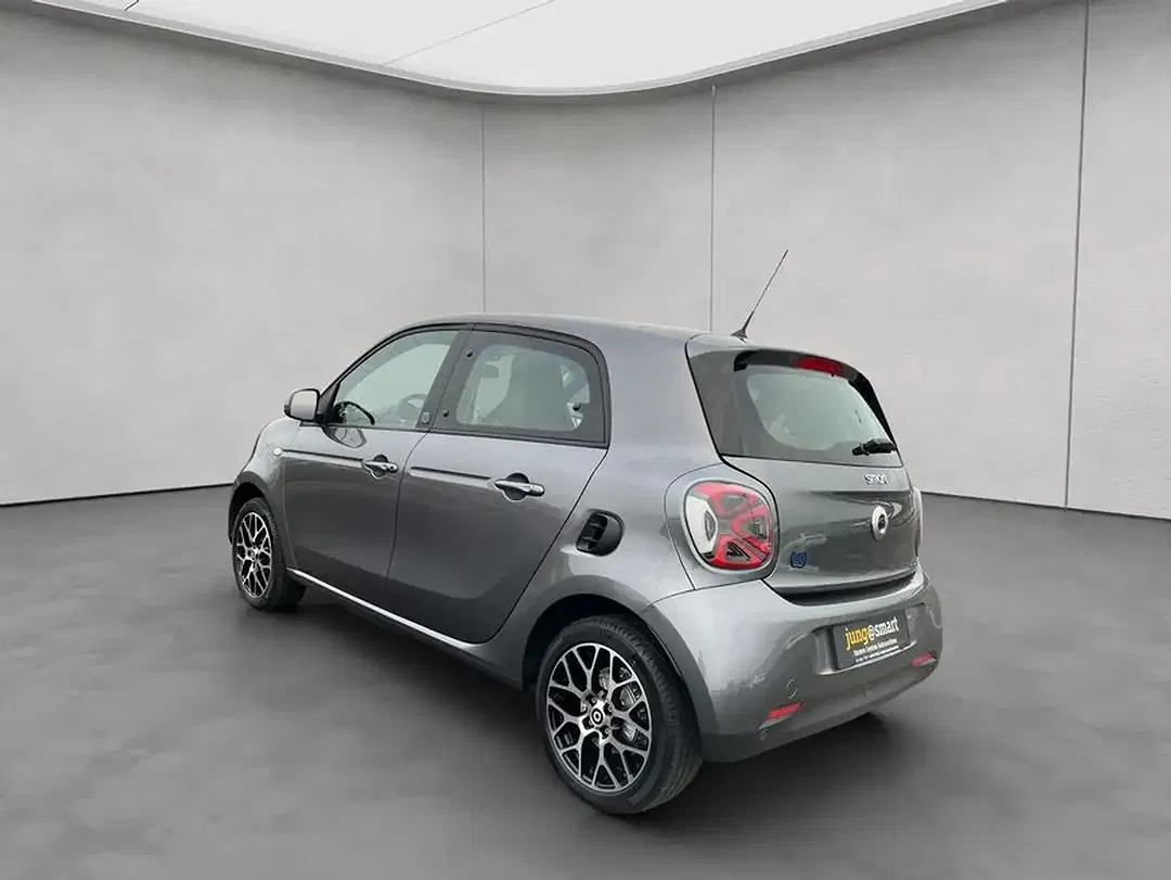 smart forFour - Thumbnail 3